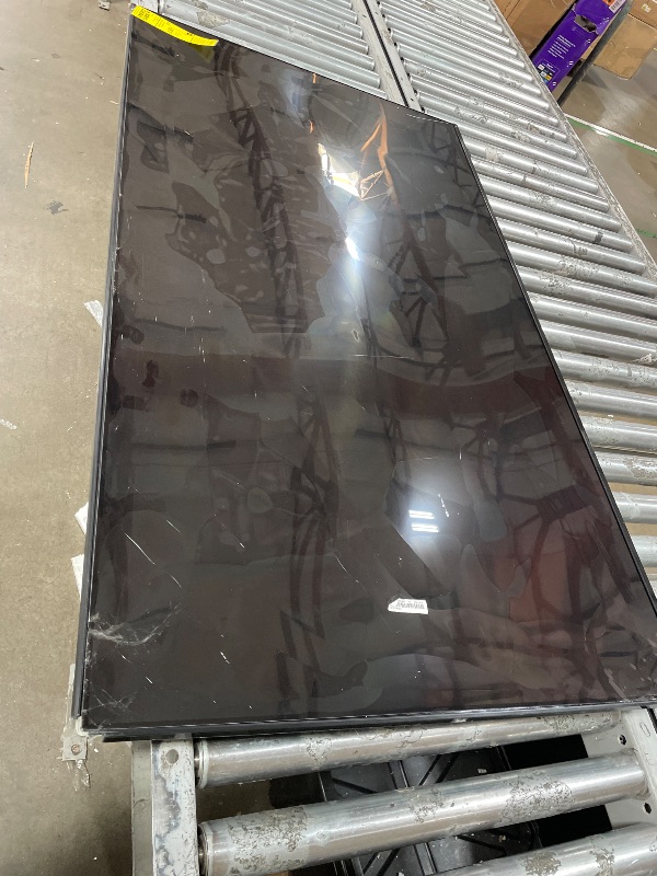 Photo 1 of ***DAMAGED**Samsung 55-Inch Class QLED Q7F Series Samsung Vision AI Smart TV (2025 Model, 55Q7F) Quantum HDR, Object Tracking Sound Lite, Q4 AI Gen1 Processor, 4K upscaling, Gaming Hub, Alexa Built-in