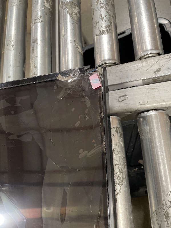 Photo 1 of ***DAMAGED**Samsung 55-Inch Class QLED Q7F Series Samsung Vision AI Smart TV (2025 Model, 55Q7F) Quantum HDR, Object Tracking Sound Lite, Q4 AI Gen1 Processor, 4K upscaling, Gaming Hub, Alexa Built-in