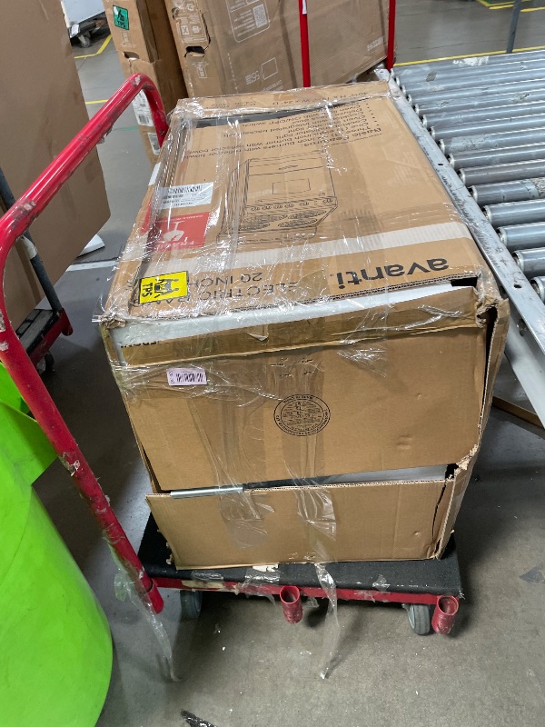 Photo 1 of **MIGHT HAVE AN ELECTRIC ISSUE THAT NEEDS FIXING, TURNS ON FOR ABOUT 5 MINUTES, THEN TURNS BACK OFF** Avanti Electric Range Oven Compact Design, 2.1-Cu.Ft. Capacity with 4 Coil Burners, Framed Glass Oven Door, Storage Drawer and Broiler with Pan, 20-Inch,