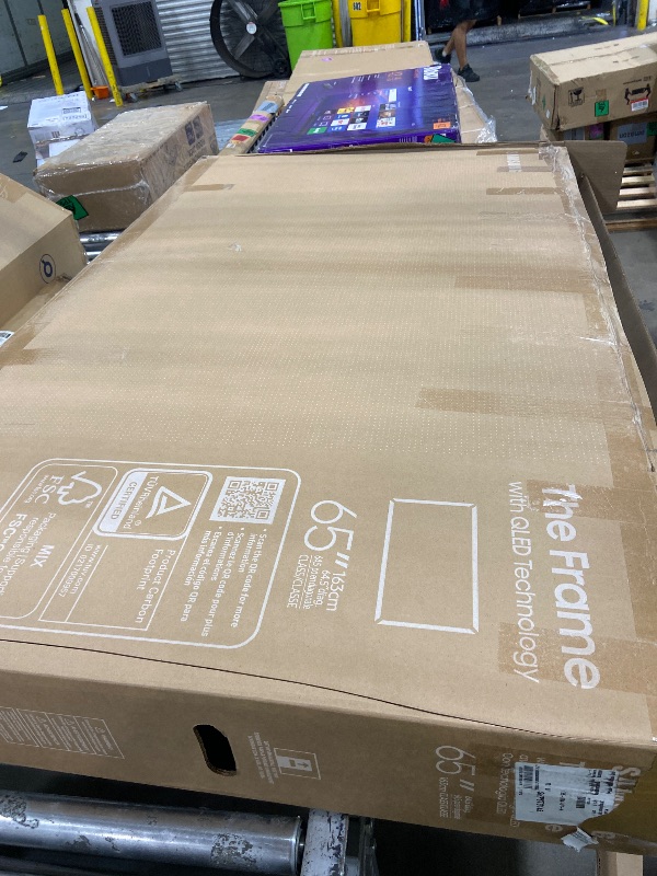 Photo 1 of **damaged**Samsung LS03FA 65 Inch QLED 4K the Frame Art Mode Vision AI Smart TV (2025)
