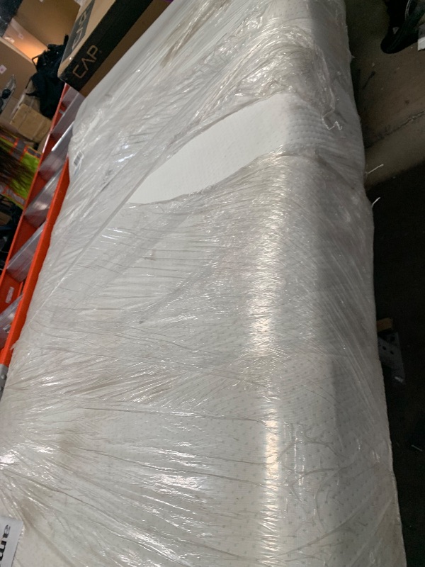 Photo 1 of **cover is dirty** Zinus Green Tea Memory Foam Mattress 8 Inch, Pressure-Relieving Comfort & Full-Body Support, Naturally Fresh, Medium Firm Feel, CertiPUR-US & Oeko-TEX Certified Safe Materials, Twin