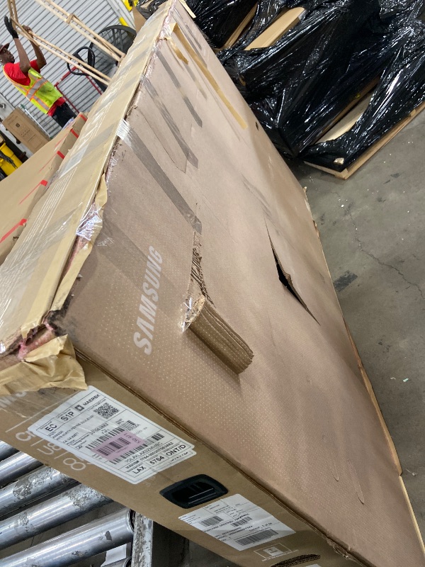 Photo 1 of ***major damage to the screen, pulling apart PARTS ONLY **Samsung 85-Inch Class Crystal UHD U8000F 4K Smart TV (2025 Model) Endless Free Content, Processor, MetalStream Design, Knox Security, Alexa Built-in