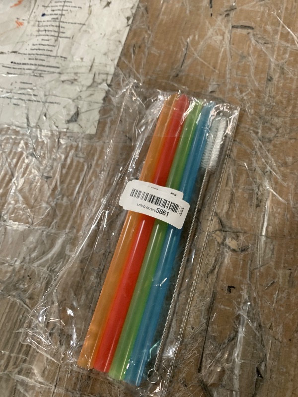 Photo 1 of [Angled Tips] 8 Pcs Reusable Boba Straws & Smoothie Straws - Multi Colors Jumbo Wide Reusable Straw, BPA FREE Food-Grade Plastic Straw for Bubble Tea(Tapioca, Boba Pearls), Milkshakes with 2 Brushes