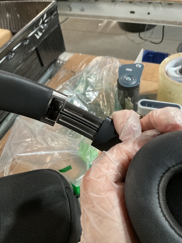 Photo 1 of **ONLY ONE SIDE WORKS**Beats Solo 4 - Wireless On-Ear Bluetooth Headphones, Up to 50-Hour Battery Life, Ultra-Lightweight Comfort, Powerful and Balanced Sound, Apple & Android Compatible - Matte Black