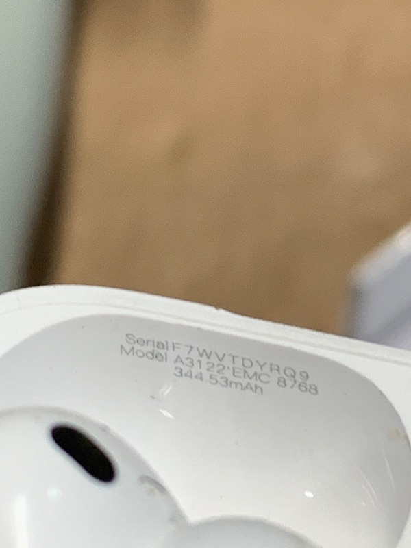 Photo 1 of ***PARTS ONLY***(VERY DIRTY AND SCRATCHED)  Apple AirPods Pro 3 Wireless Earbuds, Active Noise Cancellation, Live Translation, Heart Rate Sensing, Hearing Aid Feature, Bluetooth Headphones, Spatial Audio, High-Fidelity Sound, USB-C Charging