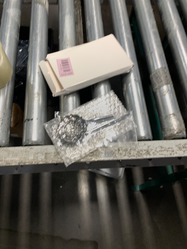 Photo 1 of ***MISSING ONE***
2pcs Silver Metal Ballpoint Desktop Sign Pens Professional Business Writing Pens for Bank, Hotel Counter, Office Use