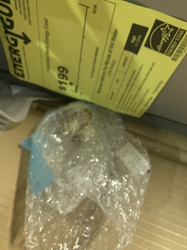 Photo 1 of ***PARTS ONLY***
Rinnai RU199iN Condensing Tankless Hot Water Heater, 11 GPM, Natural Gas, Indoor Installation