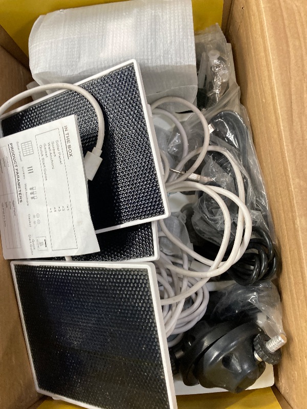 Photo 1 of ***NON-FUCTIONAL SELLING AS PARTS ONLY*** 4 Pack Solar Security Cameras Wireless Outdoor, 2.5K Battery Powered Camera for Home Security with Solar Panel, AI Motion Detection, Color Night Vision, 2-Way Audio, Waterproof, SD/Cloud, Works/Alexa