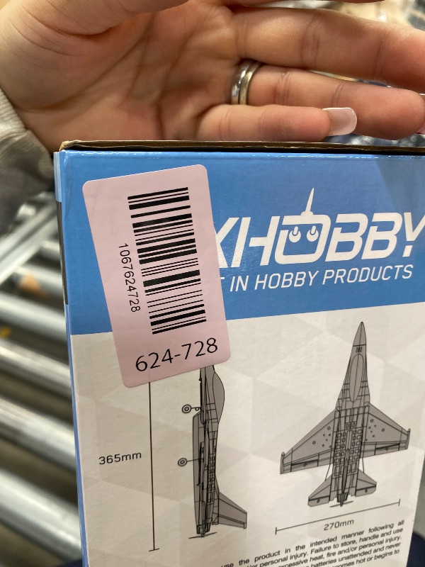 Photo 1 of ***MISSING PROPELLERS -SELLING AS IS *** RCSHOBBY RC Plane 4 Channel RC Airplane 2.4Ghz RC Jet Ready to Fly F-16 Fighter Falcon Remote Control Airplane for Adults with X-Pilot Stabilizer System & One Key Aerobatic, Best Gift for RC Hobbyist