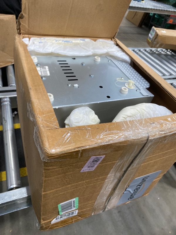 Photo 1 of **WATER WORKS BUT DOES NOT MAKE ICE**Whynter Silver IDC-221SC Countertop Direct Connection Ice Maker and Water Dispenser, One Size