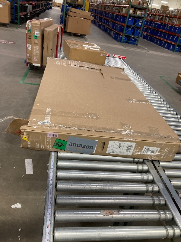 Photo 1 of ***No Refund No Return*** Parts Only Samsung 65-Inch Class QLED Q7F Series Samsung Vision AI Smart TV (2025 Model, 65Q7F) Quantum HDR, Object Tracking Sound Lite, Q4 AI Gen1 Processor, 4K upscaling, Gaming Hub, Alexa Built-in