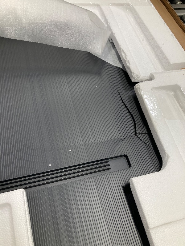 Photo 1 of ***No Refund No Return*** Parts Only Samsung 65-Inch Class QLED Q7F Series Samsung Vision AI Smart TV (2025 Model, 65Q7F) Quantum HDR, Object Tracking Sound Lite, Q4 AI Gen1 Processor, 4K upscaling, Gaming Hub, Alexa Built-in