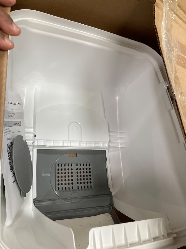 Photo 1 of ****Missing dark gray bottom section***  Catit Airsift Jumbo Hooded Litter Pan, Warm Gray/White - Privacy and Easy Access for Cleaning - Ideal for Larger or Multiple Cat Households