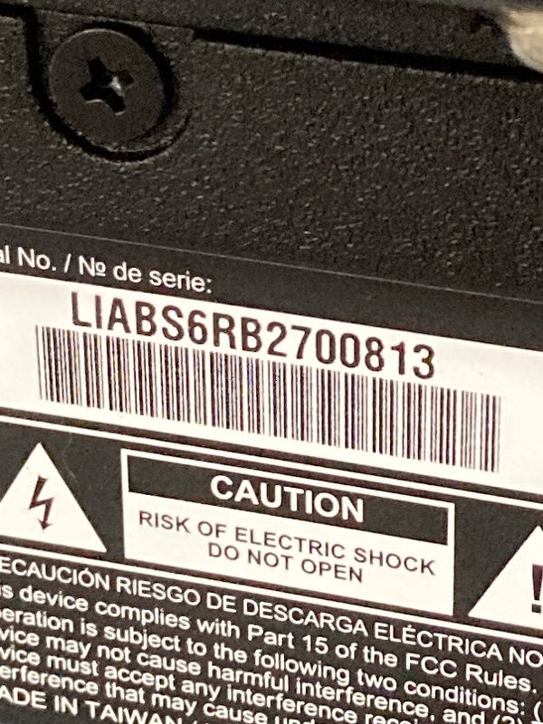 Photo 1 of ***MISSING PARTS -NO LEGS -NO WIRES, NOT IN BOX -SELLING AS IS *** VIZIO 40-inch Full HD 1080p Smart TV with DTS Virtual: X, Alexa Compatibility, Google Cast Built-in, Bluetooth Headphone Capable, (VFD40M-08 New)