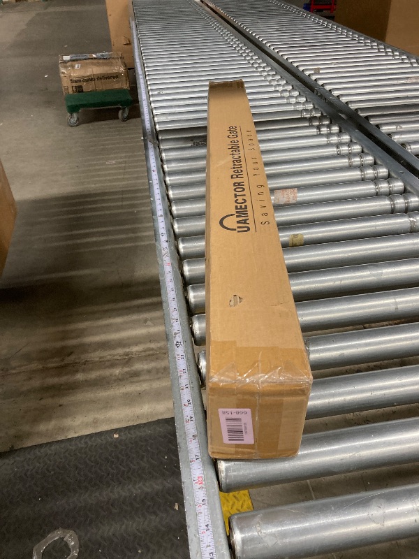 Photo 1 of ***Open to show****
***Factory seal***


55 Inch Wide Retractable Baby Gate for Stairs, 42’’ Tall Dog Gate Extra Wide with Child Lock, Length-Adjustable Indoor Mesh Gates Suitable for Stairs, Rooms and Kitchen