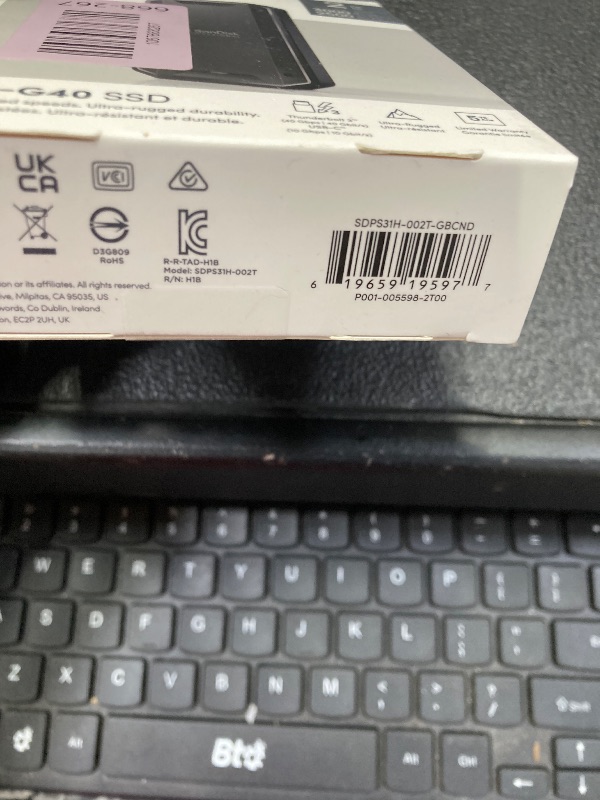 Photo 1 of ***Factory seal***
SanDisk Professional 2TB PRO-G40 SSD - Up to 2700MB/s, Thunderbolt 3 (40Gbps), USB-C (10Gbps), IP68 dust/Water Resistance, External Solid State Drive - SDPS31H-002T-GBCND