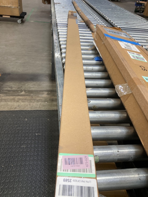 Photo 1 of (Pack of 4) Linkable LED Utility Shop Lights for Garage, 6FT, 60W, LED Tube Ceiling Light T8 Integrated Single Fixture, 6000K, 8000LM Daylight V Shape, Basement, Offices, Clear Lens, Plug and Play