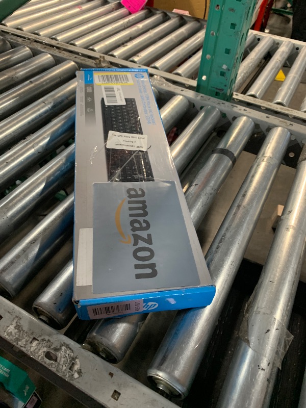 Photo 1 of ***MISSING PARTS***
Logitech MK270 Wireless Keyboard and Mouse Combo for Windows, 2.4 GHz Wireless, Compact Mouse, 8 Multimedia and Shortcut Keys, 2-Year Battery Life, for PC, Laptop - White