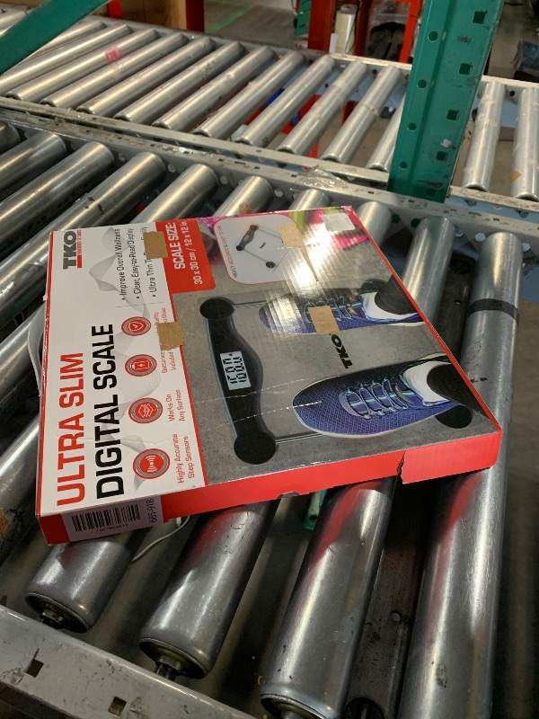 Photo 1 of ***DAMAGED - SEE NOTES/PICTURES*** ***STOCK PHOTO FOR REFERENCE ONLY***Etekcity Smart Scale for Body Weight, FSA&HSA Eligible, Bathroom Digital Weighing Scale with BMI, Body Fat, Muscle Mass, Accurate Bluetooth Home User Health Equipment Sync Apps, LED, T