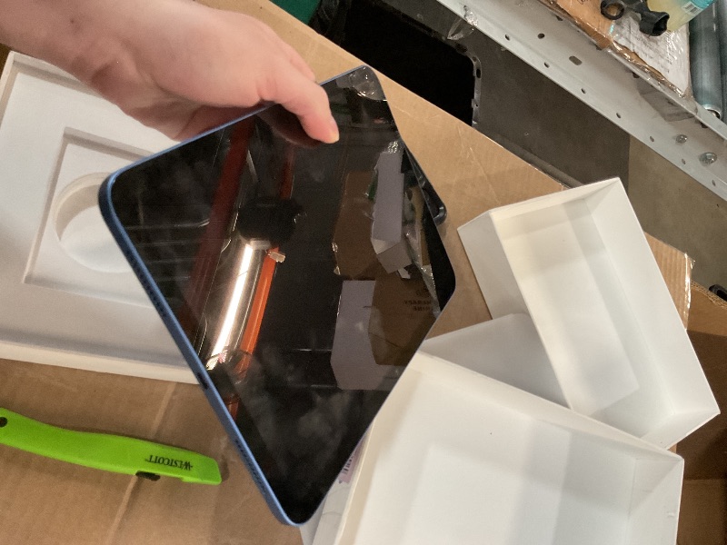 Photo 1 of ***Damaged screen *** Apple iPad 11-inch: A16 chip, 11-inch Model, Liquid Retina Display, 128GB, Wi-Fi 6, 12MP Front/12MP Back Camera, Touch ID, All-Day Battery Life — Blue
