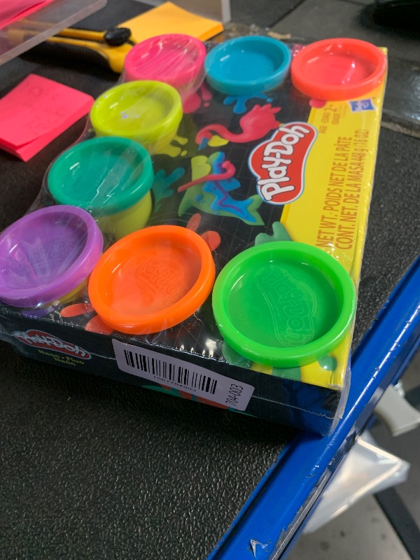 Photo 1 of (6 Pack) Play-Doh Classic Color Collection Pack, 8 Vibrant Colors, Modeling Compound Set for Creative Play, Non-Toxic