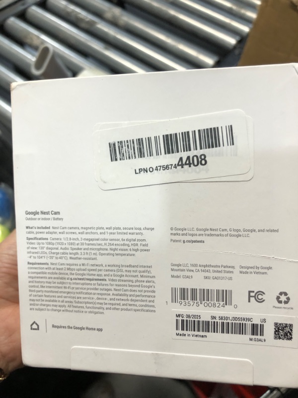 Photo 1 of ***FACTORY SEALED***Google Nest Cam Outdoor or Indoor, Battery - 2nd Generation - 1 Pack