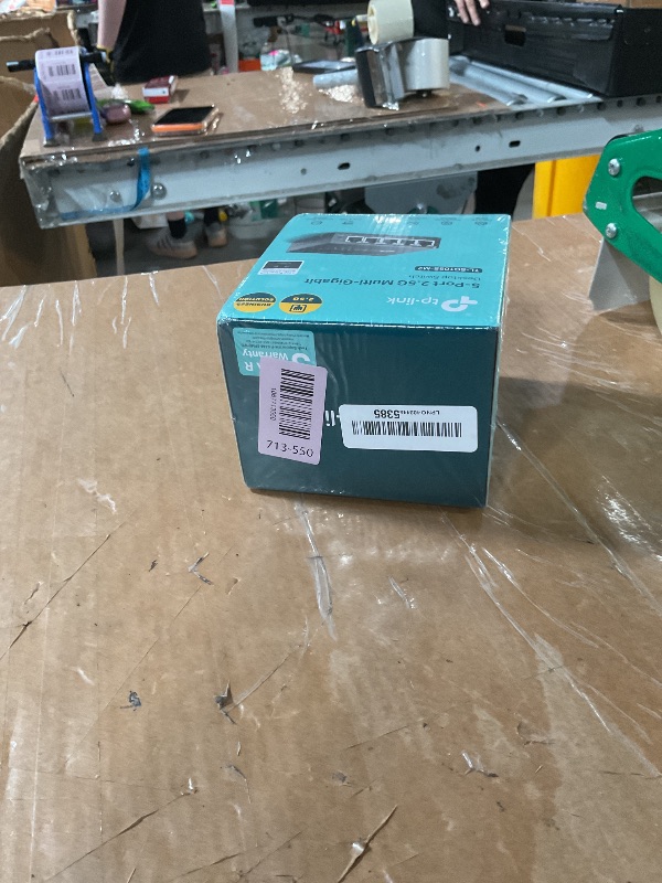 Photo 1 of * factory sealed *
TP-Link TL-SG105S-M2 | 5-Port Multi-Gigabit 2.5G Ethernet Switch | Unmanaged Network Switch | Ethernet Splitter | Plug & Play | Desktop/Wall Mount | Silent Operation