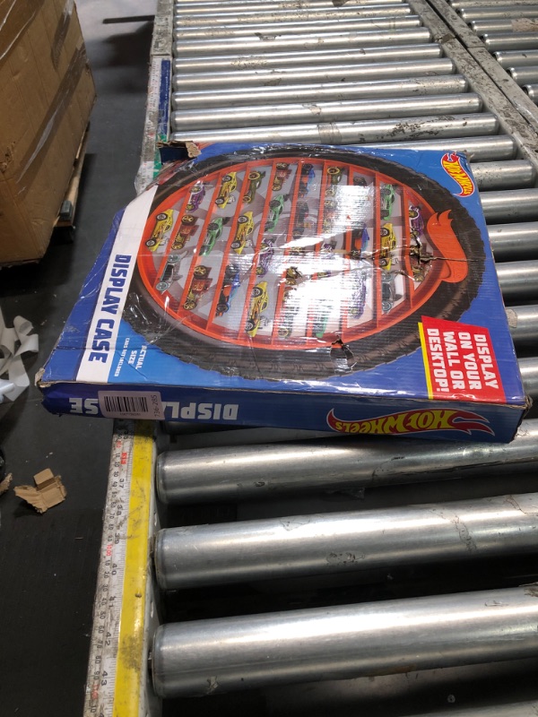 Photo 1 of ***DAMAGED - SEE NOTES/PICTURES***Hot Wheels Collector Case – Durable Die-Cast Car Storage Organizer with Handle for 1:64 Scale Vehicles – Holds Up to 30 Cars – Portable Display and Carry Case for Kids and Collectors