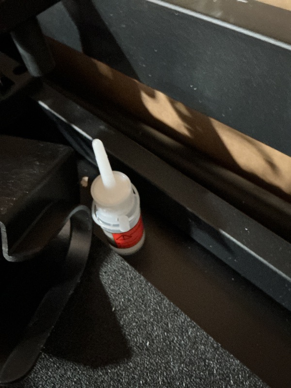 Photo 1 of ***MISSING PARTS SEE COMMENTS***THERUN Incline Treadmill, 0-12% Incline Treadmill for Running and Walking, 300 lbs Weight Capacity, Wide Belt,3.0HP,18" LED Screen, 2 Layers Shock-Absorbing Red