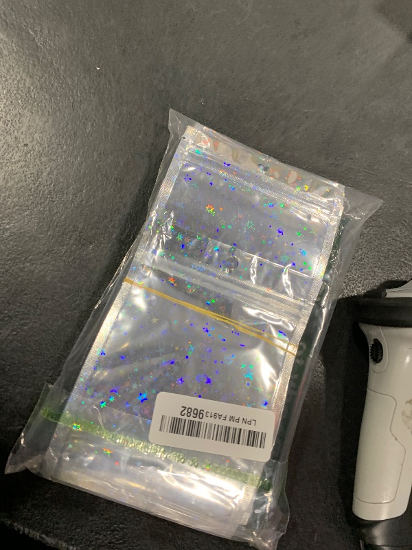 Photo 1 of 100pcs Holographic Bags 4x6 inch, Star Pattern Mylar Sample Pouch Zip Foil Baggies For Packaging Candy Jewelry Lash Lip Gloss