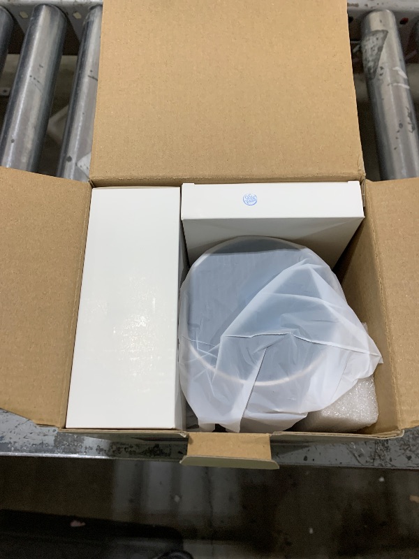 Photo 1 of ?Electric Focus?Magcubic Mini Projector 4K Support, Portable Projector with WiFi 6 and Bluetooth 5.4, Smart Proyector, 5W Soundbase Speaker, 180°Rotation for Home Theater