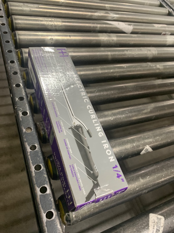 Photo 1 of 1/4 Inch Silver Curling Iron