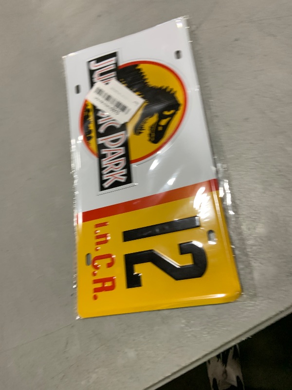 Photo 1 of - Jurassic Park - Movie Jeep Wrangler Car Metal License Plate Replica (55)