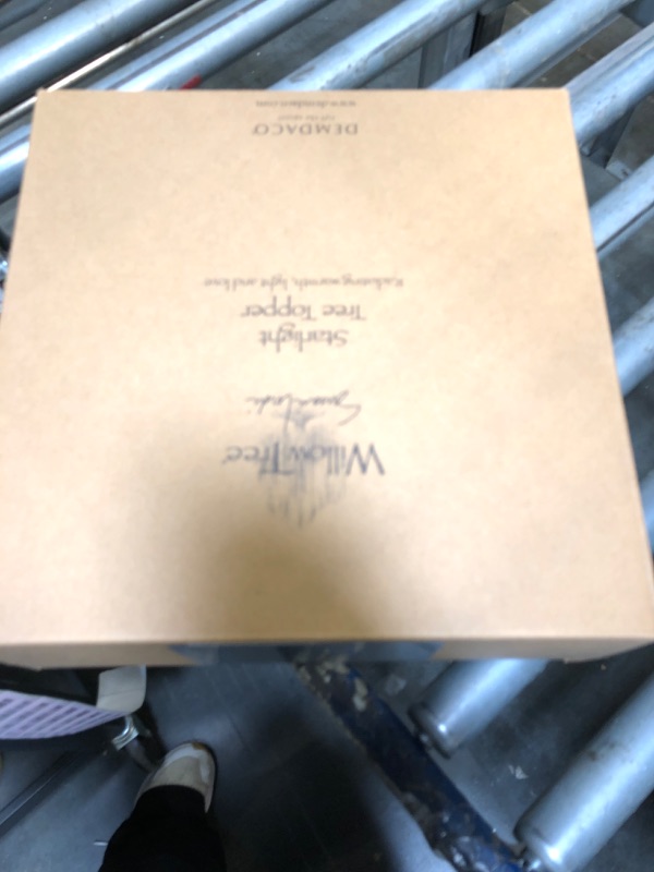 Photo 1 of *MINOR DAMAGE - USED*
Willow Tree Starlight Tree Topper, Radiating Warmth, Light and Love, Delicate, Pierced Metal Star Encrusted with Glitter Sparkles at Top Christmas Tree, Holiday Decor, Sculpted Hand-Painted Figure