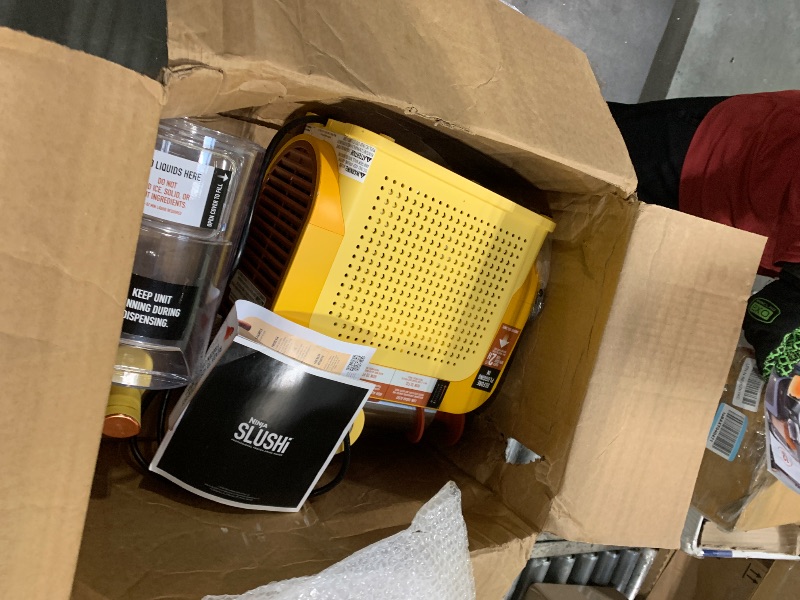 Photo 1 of (4/17/2026 ***FINAL SALE/NO RETURN, SOLD AS PARTS***)
Ninja SLUSHi Professional Frozen Drink Maker with RapidChill Technology, 88 oz. Frozen Drink & Slushie Machine, 5 Preset Programs, Frozen Margaritas, Frappés, and More, Orange Mango, FS301OR