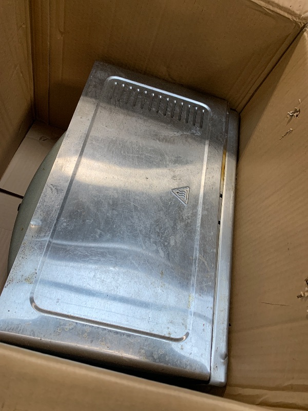 Photo 1 of ***VERY USED AND DIRTY***Emeril Lagasse Dual Zone 360 Air Fryer Oven Combo with French Door, 25 QT Extra Large, Cook Two Foods in Different Ways, Up to 60% Faster from Frozen to Finish