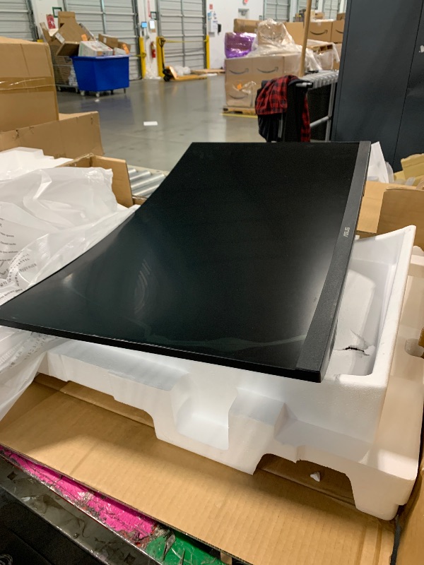 Photo 1 of *******SCREEN IS BROKEN///////MISSING PIECES***NO RETURN***ASUS TUF Gaming 31.5” 1440P Curved HDR Gaming Monitor (VG32WQ3B) – QHD (2560 x 1440), 180Hz, 0.5ms, 1500R, Extreme Low Motion Blur, FreeSync, 90% DCI-P3, Shadow Boost, DisplayWidget, 3 yr Warranty