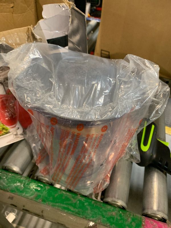 Photo 1 of ***MISSING BLENDER**** Ninja QB900B Master Prep Food Processor Blender with 48 oz Pitcher & 16 oz Chopping Bowl, Perfect for Frozen Blending & Chopping, 400 Watts, Dishwasher Safe, Countertop, Grey