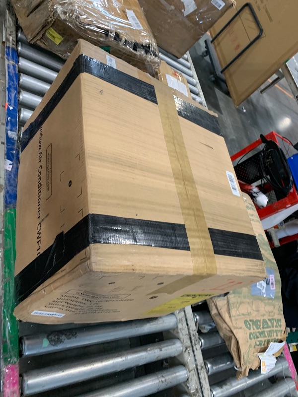 Photo 1 of *UNTESTED**
10000 Btu Window-Mounted Air Conditioner, Cools Up to 450 Sq Energy Saving Window AC Unit with Wi-Fi Connectivity,Quiet Operation, Perfect for Bedroom or Living Room
