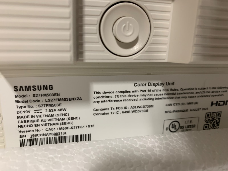 Photo 1 of ***Missing Hardware***Samsung 27-Inch M5 (M50F) Series FHD Smart Monitor with Streaming TV, Speakers, HDR10, Gaming Hub, Multiple Ports, Workout Tracker, Vision Accessibility Tools, White, LS27FM503ENXZA