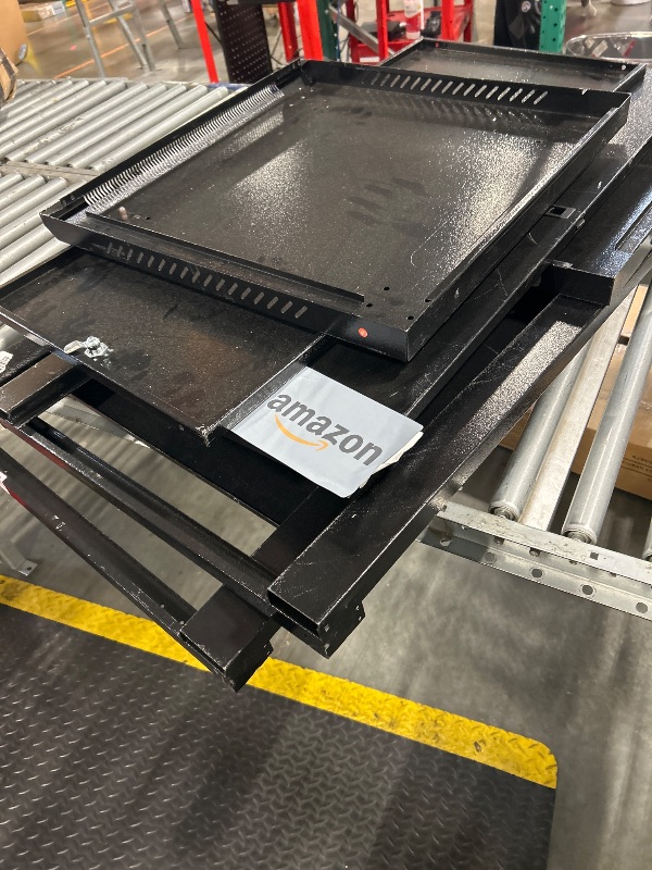 Photo 1 of ***FINALE SALE/NO RETURN, SOLD AS PARTS ONLY***
VEVOR 22U Server Rack Cabinet, Network Cabinet Wall Mount, 23.6 in Depth, Network Rack Enclosure with Locking Tempered Glass Door, 4 Casters, Side Panels, for 19’’ IT Equipment, A/V Devices