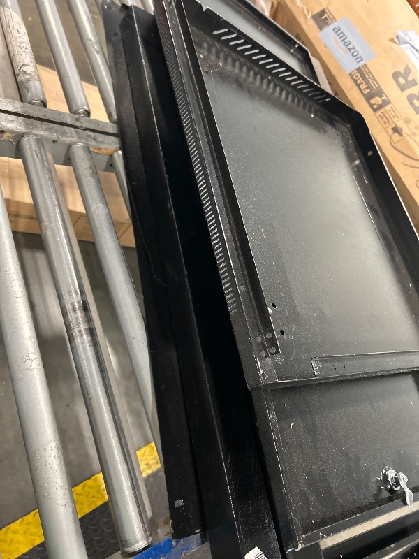 Photo 1 of ***FINALE SALE/NO RETURN, SOLD AS PARTS ONLY***
VEVOR 22U Server Rack Cabinet, Network Cabinet Wall Mount, 23.6 in Depth, Network Rack Enclosure with Locking Tempered Glass Door, 4 Casters, Side Panels, for 19’’ IT Equipment, A/V Devices