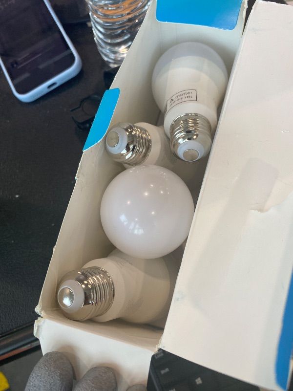 Photo 1 of *UNTESTED*
Fancylink Matter Smart Light Bulbs, Color Changing Light Bulb, hub Required, A19 60W,2.4Ghz WiFi only,Compatible with Alexa Google Assistant, Apple Home,16 Million Colors RGBCW 800 Lumen,4 Pack