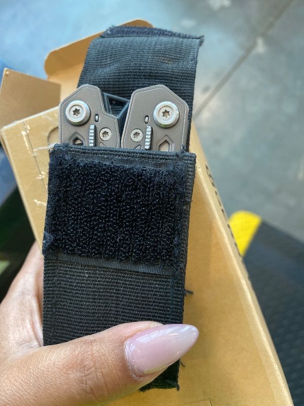 Photo 1 of *UNTESTED*
Gerber Gear Truss 17-in-1 Multitool with Pocket Knife and Needle Nose Pliers - Gifts for Men, Compact EDC Gear, Black with Standard Sheath
