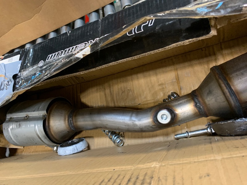 Photo 1 of ** VERY USED** A-Premium Catalytic Converter Kit Direct-Fit Compatible with Nissan Sentra 2013-2019 1.8L, EPA Compliant, Replace# 200103SJ1A