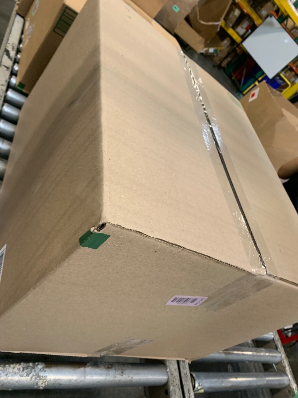 Photo 1 of ** VERY USED** APSMILE Lightweight Down Feather Fibers Comforter Oversized King, Cooling Duvet Insert for Warm Weather -100% Organic Cotton, High Fill Power Down Fibers Quilt Thin Summer Duvet (Ivory White, 120x98)