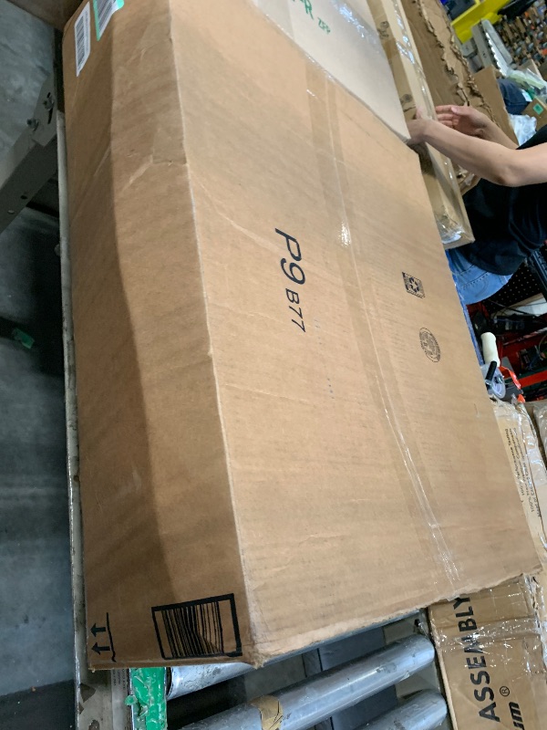 Photo 1 of *PARTIAL SET - See Clerk Notes*
Heated Stadium Seats for Bleachers with Back Support 20 Inch Bleacher Chair with 20000mAh Batter3 Levels Heating Stadium Chair with 6 Reclinng Positions 3 Pockets Portable Waterproof (2, 20inch)