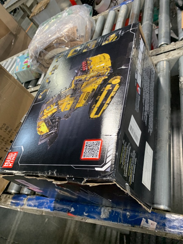 Photo 1 of **Similar item**
Mould King 17070 App Control Large Excavator Building Kit, RC Diggers Construction Set, Mining Excavator Construction Vehicle Building Blocks for Adults (4767 Pieces)