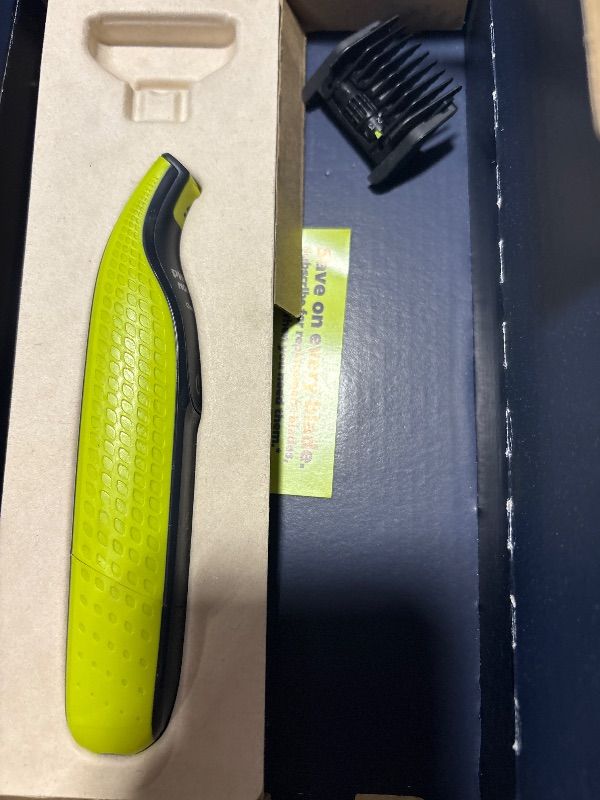 Photo 1 of **MISSING PARTS**
Philips Norelco One 360 Hybrid Face, Electric Beard Trimmer and Shaver, with 360 Technology, 1x 360 for Face, 5in1 Adjustable Comb, Model QP2724/90