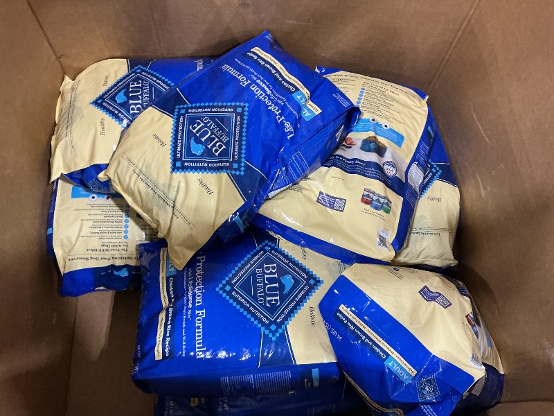Photo 1 of *BULK DOG FOOD* "Non-refundable" Blue Buffalo Life Protection Formula Adult Dry Dog Food, Helps Build and Maintain Strong Muscles, Made with Natural Ingredients, Chicken & Brown Rice Recipe, 34-lb. Bag (13 bags)